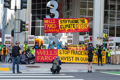 Dropping The Banner On Wells Fargo's Fossil Foolishness:May 18, 2022